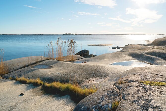 4-Day Stockholm Archipelago Self-Guided Kayak and Wild Camp - Day 3 options: Långviksskär’s island maze, Nämdö’s amenities, or the true lazy day