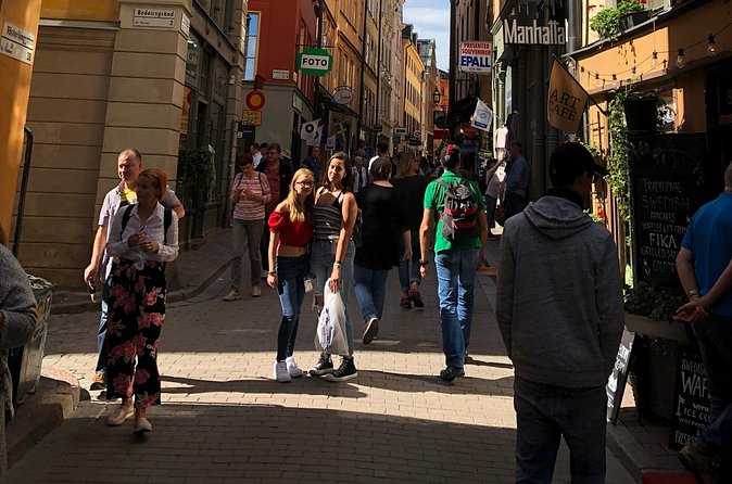 Bloody Stockholm 2h - ghosts, horror and Dark Folklore Tour - Outside S:t Jacobs Kyrka: church doors, baptism exorcism, and enemy punishment