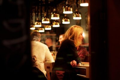Explore Stockholm By Night - Start in Södermalm: craft beers and concept bars after dark