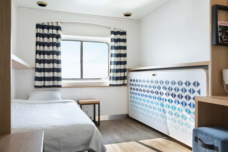 From Stockholm: Overnight Cruise to Helsinki with Breakfast - Your private sea-view cabin: small space, good payoff