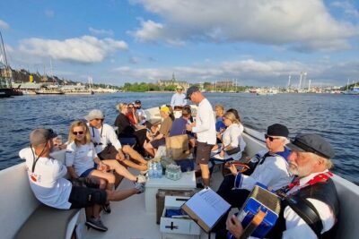 Open Electric Boat Ride in Stockholm with Live-Guide - From Skeppsbron and the Gustav III Statue to the Royal Palace Views