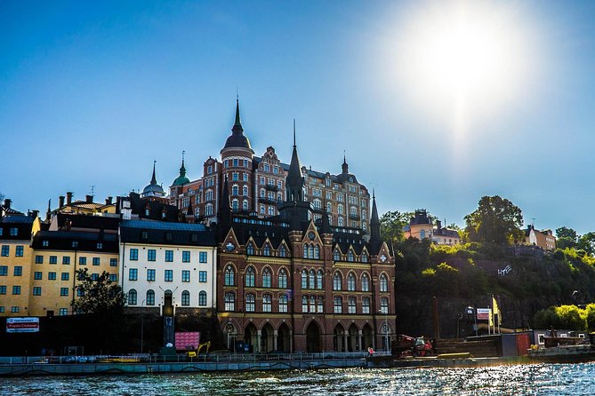 Private 4h VIP city tour by limousine car and guide in Stockholm - Concert Hall and National theatre: Nobel night and Jugend style drama