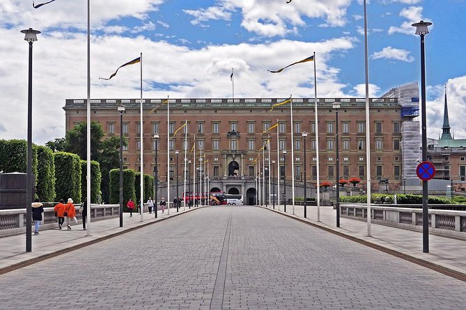 Private 4h VIP city tour by limousine car and guide in Stockholm - Fjallgatan and Västerbron: the photo stop that earns its reputation