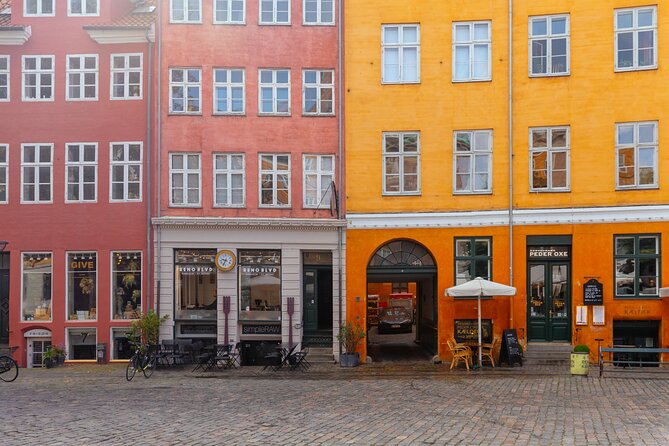 Private 90-Minute Walking Tour in Stockholm - Price and value: what $98.18 really buys you