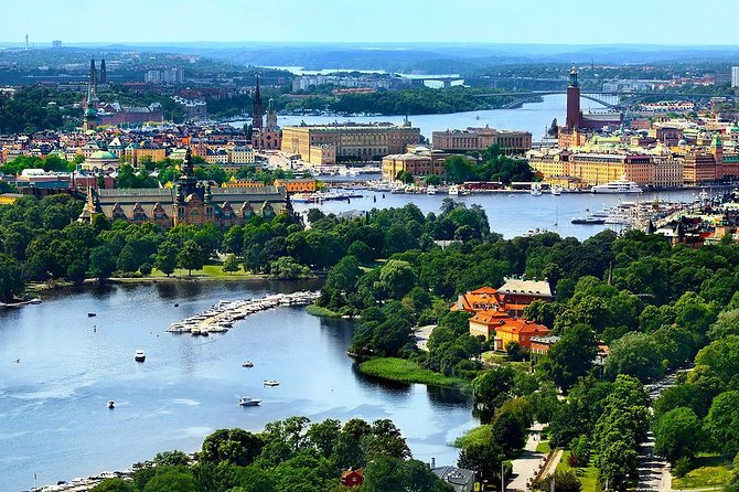 Private full day VIP city tour by limousine car in Stockholm - Why this VIP limousine day works in Stockholm