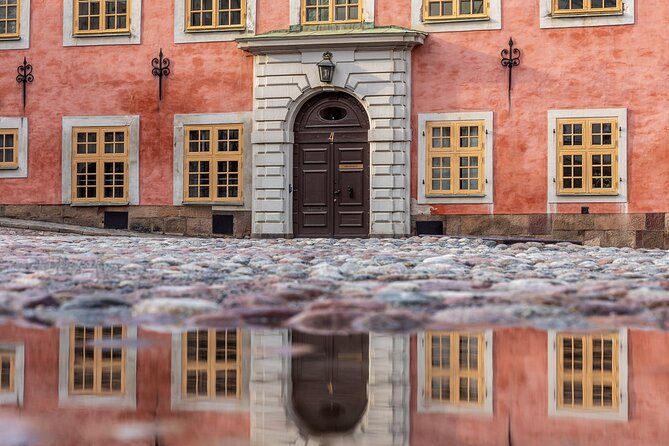 Private Golden Hour Photo Walk in Stockholm - Composition lessons that create the WOW effect in city photos