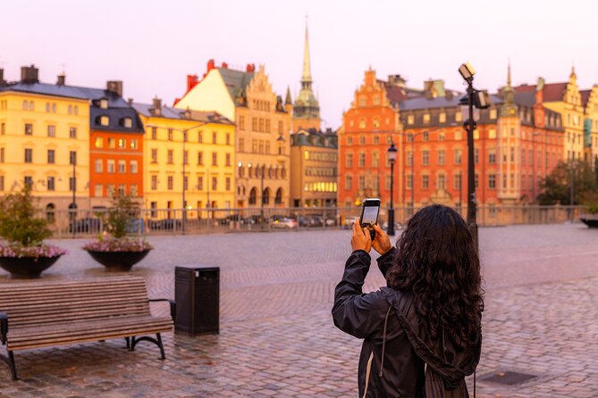 Private Golden Hour Photo Walk in Stockholm - Gear rules: you can bring a phone and still learn real technique
