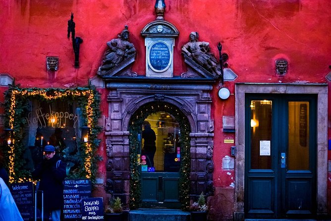 Stockholm Art Tour with a Local Expert: 100% Personalized & Private - Subway art in Stockholm: what to look for and why the host matters