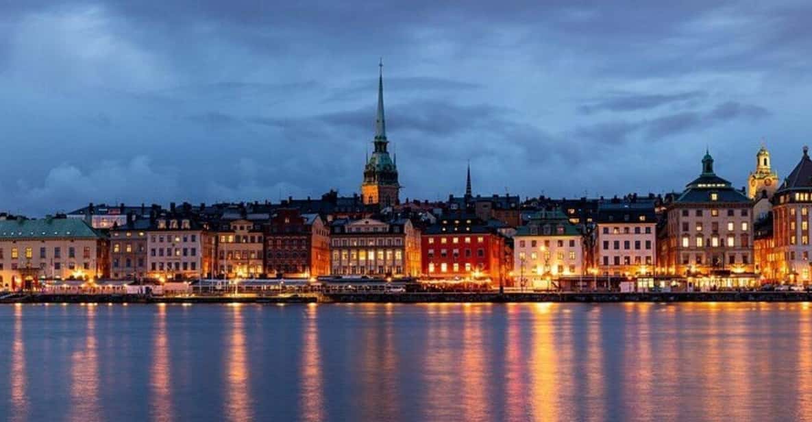 Stockholm: Must-See Attractions Walking Tour with a Guide - Stortorget to the Royal Palace: Square Life to Royal Power