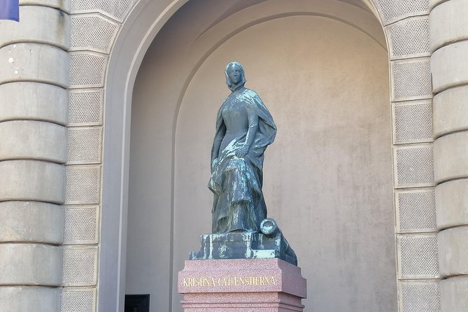 Stockholm Old Town and the Viking Museum, a Small Group Walking Tour - Gamla Stan to Djurgården in One Tight Morning