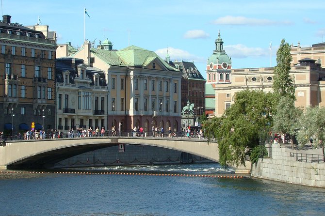 Stockholm Old Town and the Viking Museum, a Small Group Walking Tour - Riksdagshuset: How Sweden Argued Its Way Toward a Parliament