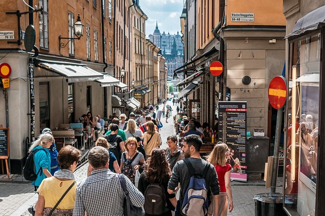 Stockholm Old Town Private Walking Tour - Why Gamla Stan is best on foot with a guide