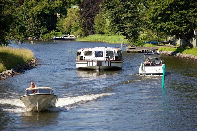 Stockholm Royal Djurgården Boat Tour - Djurgården Canals: Leafy Shores and a Different View of the City