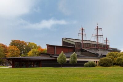 Vasa Museum Guided Tour in Stockholm - Arriving at Vasa Museum: The Easiest Meeting Point in Stockholm