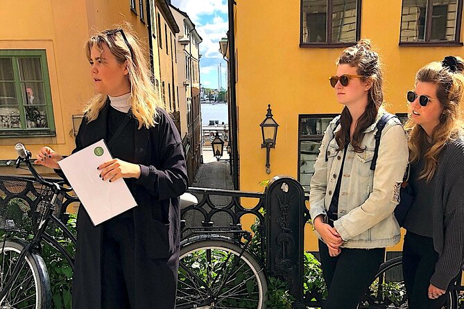 Walking Tour of Stockholm's Old Town, Gamla Stan - Riddarholm Church and Mynttorget: power, faith, and a view toward the Royal area